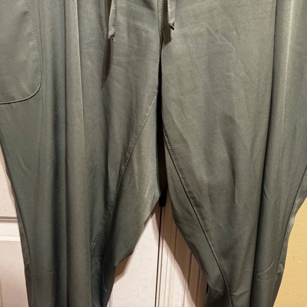HH Works By Healing Hands Women’s Six Pocket Olive Pants Women’s Plus Sz 3X - Picture 5 of 13